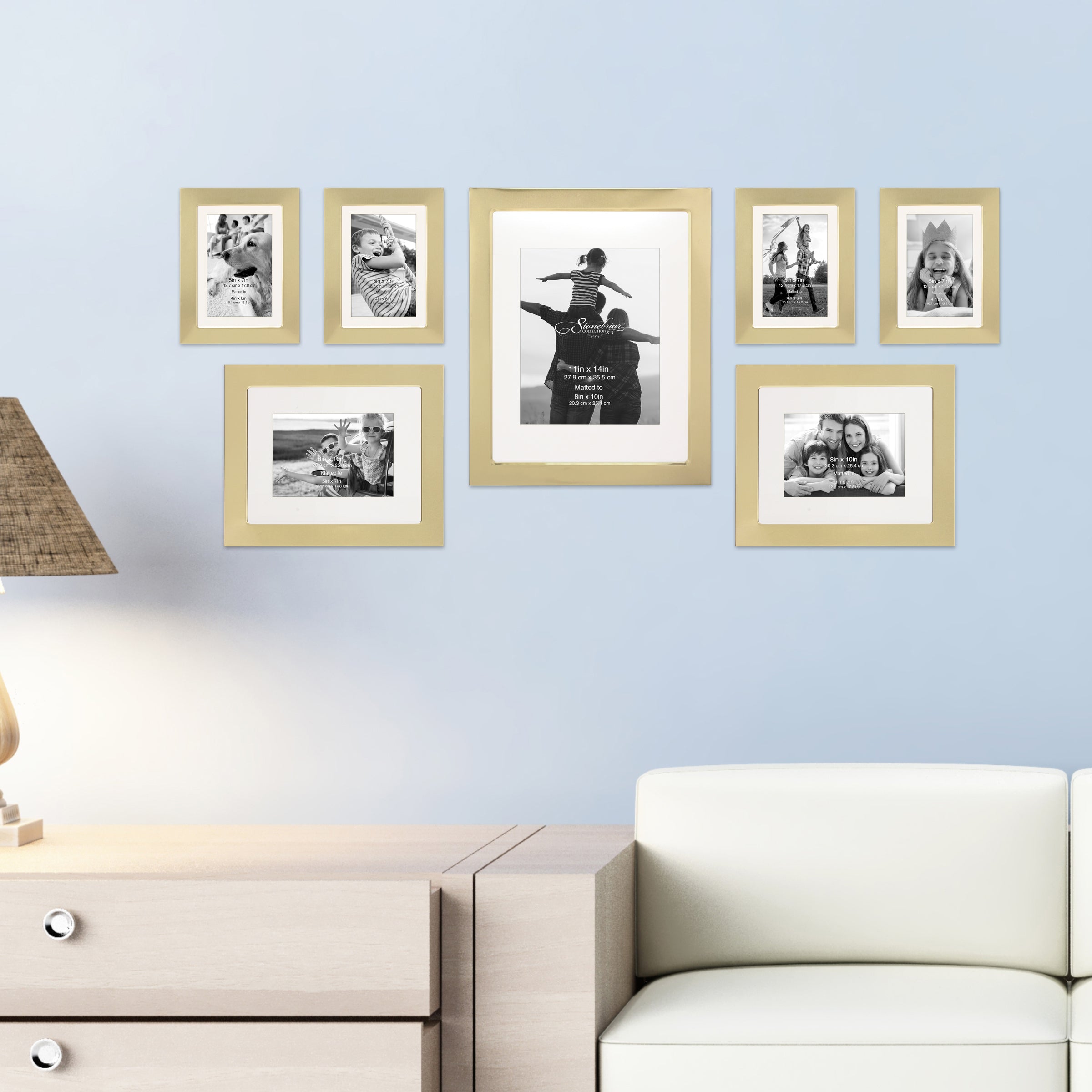 https://stonebriarcollection.com/cdn/shop/products/7-piece-gold-gallery-wall-frames-SB-6175S7_3.jpg?v=1597222252